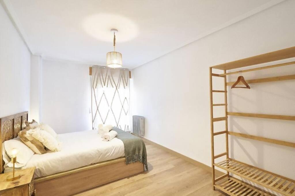 Apartamento Torre De La Clerecia Centro Apartment Salamanca Bagian luar foto